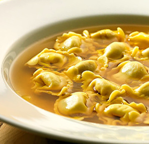 http://www.1000ricette.net/wp-content/uploads/2009/10/cappelletti-in-brodo.jpg